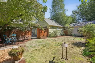 3404 SE Washington St, Portland, OR 97214 - Photo 42