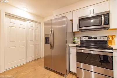 1682 Hemlock St, Eugene, OR 97404 - Photo 8