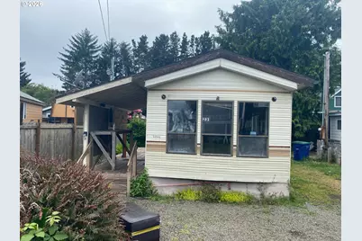 231 SE Neptune Ave, Lincoln City, OR 97367 - Photo 2