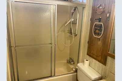 231 SE Neptune Ave, Lincoln City, OR 97367 - Photo 10
