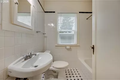 111 NW 40th St, Vancouver, WA 98660 - Photo 14