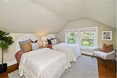 2136 SE Grant St, Portland, OR 97214 - Photo 30