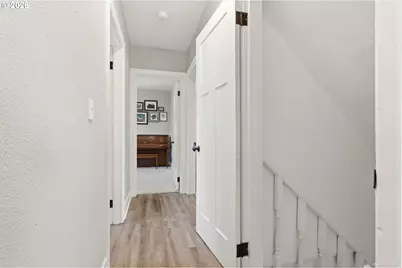 489 D St, Independence, OR 97351 - Photo 20