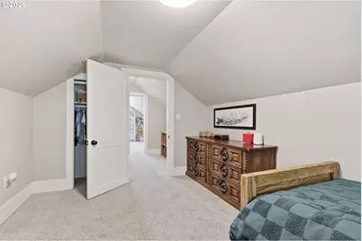489 D St, Independence, OR 97351 - Photo 36