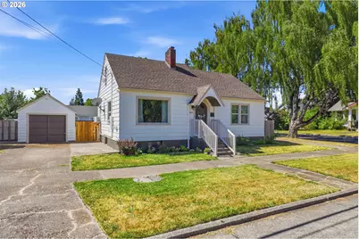 489 D St, Independence, OR 97351 - Photo 2