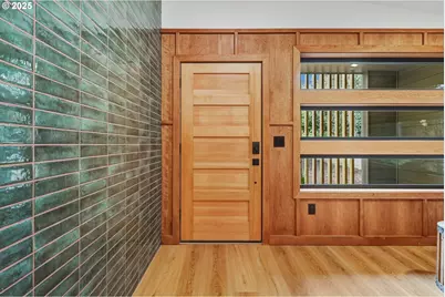 8014 SW 54th Ave, Portland, OR 97219 - Photo 4