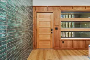 8014 SW 54th Ave, Portland, OR 97219 - Photo 4