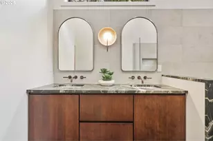 8014 SW 54th Ave, Portland, OR 97219 - Photo 18