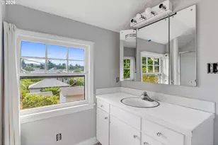 820 W 9th St, The Dalles, OR 97058 - Photo 18