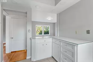 820 W 9th St, The Dalles, OR 97058 - Photo 8