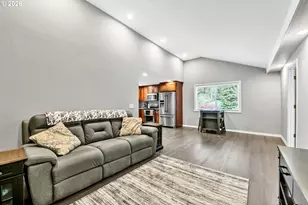 88020 Keola Ct, Springfield, OR 97478 - Photo 16