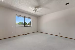 10105 SW Highland Dr, Tigard, OR 97224 - Photo 32