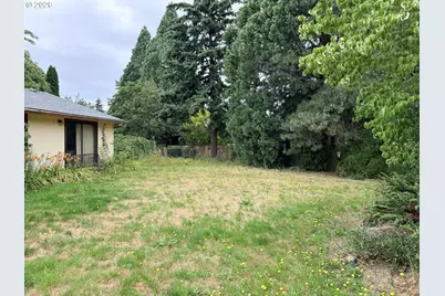 2412 SW Indian Mary Ct, Troutdale, OR 97060 - Photo 4
