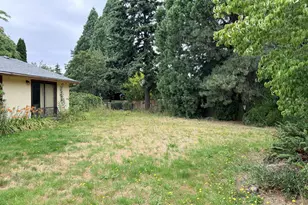 2412 SW Indian Mary Ct, Troutdale, OR 97060 - Photo 4