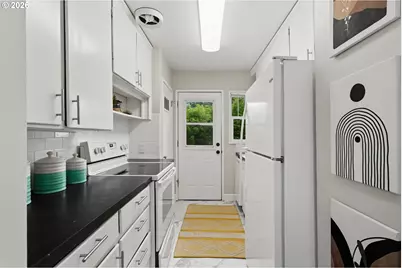 336 NE 128th Ave, Portland, OR 97230 - Photo 14