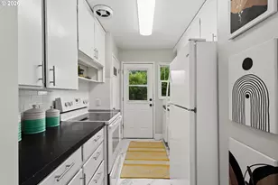 336 NE 128th Ave, Portland, OR 97230 - Photo 14