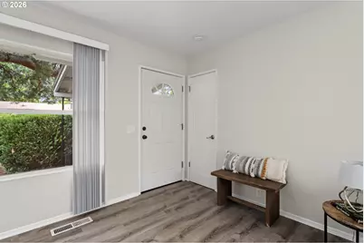 336 NE 128th Ave, Portland, OR 97230 - Photo 6