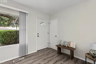336 NE 128th Ave, Portland, OR 97230 - Photo 6