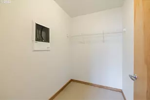 726 NW 11th Ave, Portland, OR 97209 - Photo 12