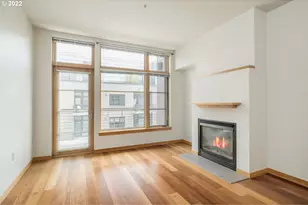 726 NW 11th Ave, Portland, OR 97209 - Photo 8