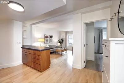 1829 NW Lovejoy St #103, Portland, OR 97209 - Photo 8