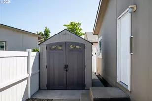 2416 Maia Loop, Springfield, OR 97477 - Photo 36