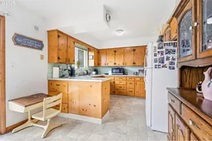 2510 Oak St, Albany, OR 97322 - Photo 4
