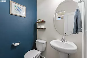 2988 Christina St NW, Salem, OR 97304 - Photo 6