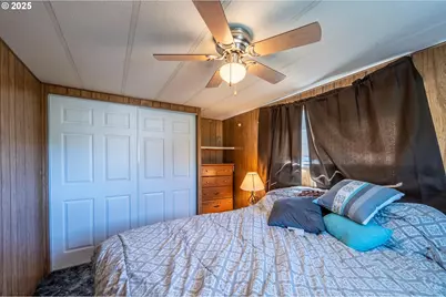 125 N 4th St, Lakeside, OR 97449 - Photo 20