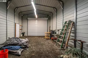 125 N 4th St, Lakeside, OR 97449 - Photo 10