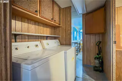 125 N 4th St, Lakeside, OR 97449 - Photo 24