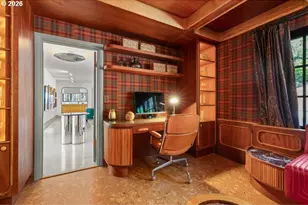 4855 SW Hewett Blvd, Portland, OR 97221 - Photo 8