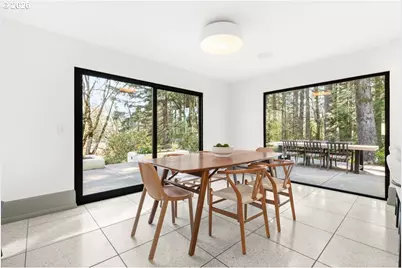 4855 SW Hewett Blvd, Portland, OR 97221 - Photo 16