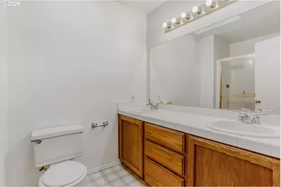 132 Kingsgate Rd, Lake Oswego, OR 97035 - Photo 18