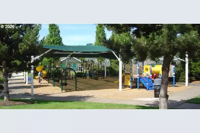 132 Kingsgate Rd, Lake Oswego, OR 97035 - Photo 32