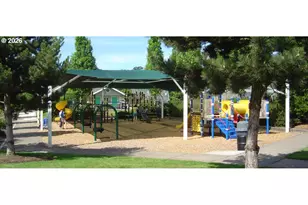 132 Kingsgate Rd, Lake Oswego, OR 97035 - Photo 32