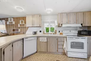 501 Division Ave, Eugene, OR 97404 - Photo 16