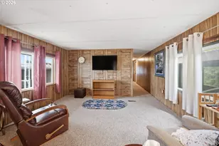 501 Division Ave, Eugene, OR 97404 - Photo 14