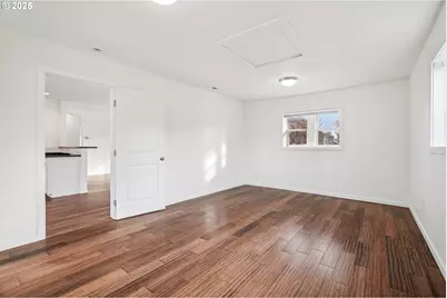 2537 NE 111th Ave, Portland, OR 97220 - Photo 18