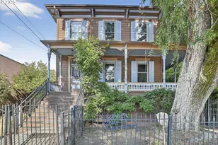 280 S 1st St, Saint Helens, OR 97051 - Photo 2