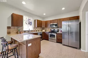 654 N Garden Way, Eugene, OR 97401 - Photo 12