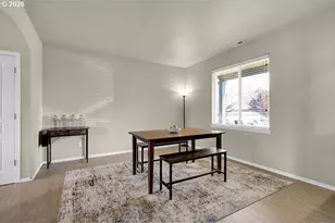 654 N Garden Way, Eugene, OR 97401 - Photo 6