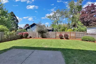 654 N Garden Way, Eugene, OR 97401 - Photo 42