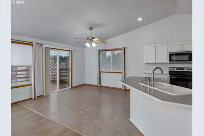 8301 NE 163rd Ave, Vancouver, WA 98682 - Photo 18