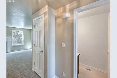 2932 SE Rosespring Dr, Hillsboro, OR 97123 - Photo 6