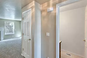 2932 SE Rosespring Dr, Hillsboro, OR 97123 - Photo 6