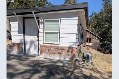 2514 W 10th St, The Dalles, OR 97058 - Photo 12
