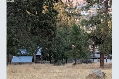 2514 W 10th St, The Dalles, OR 97058 - Photo 6