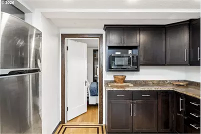 9345 NE Broadway, Portland, OR 97220 - Photo 20