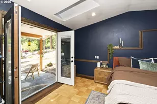 9345 NE Broadway, Portland, OR 97220 - Photo 32